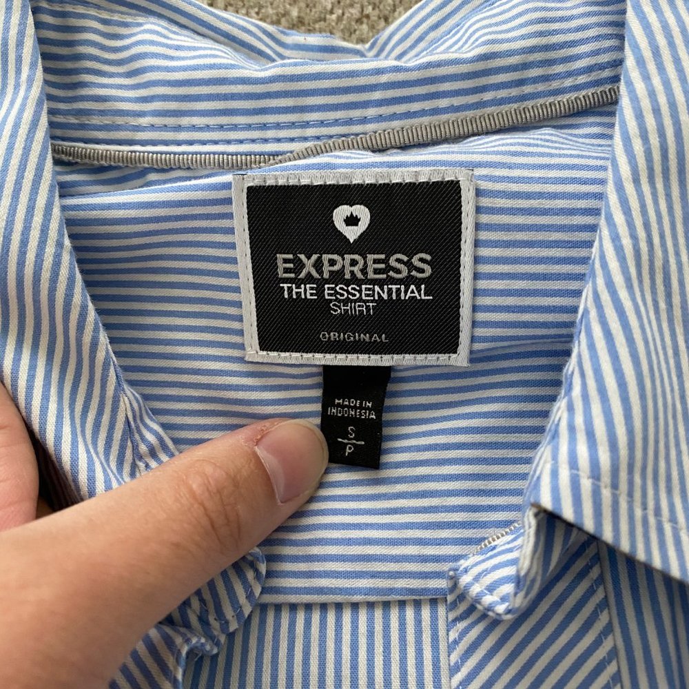Express Essential Button-Down Blouse - image 4